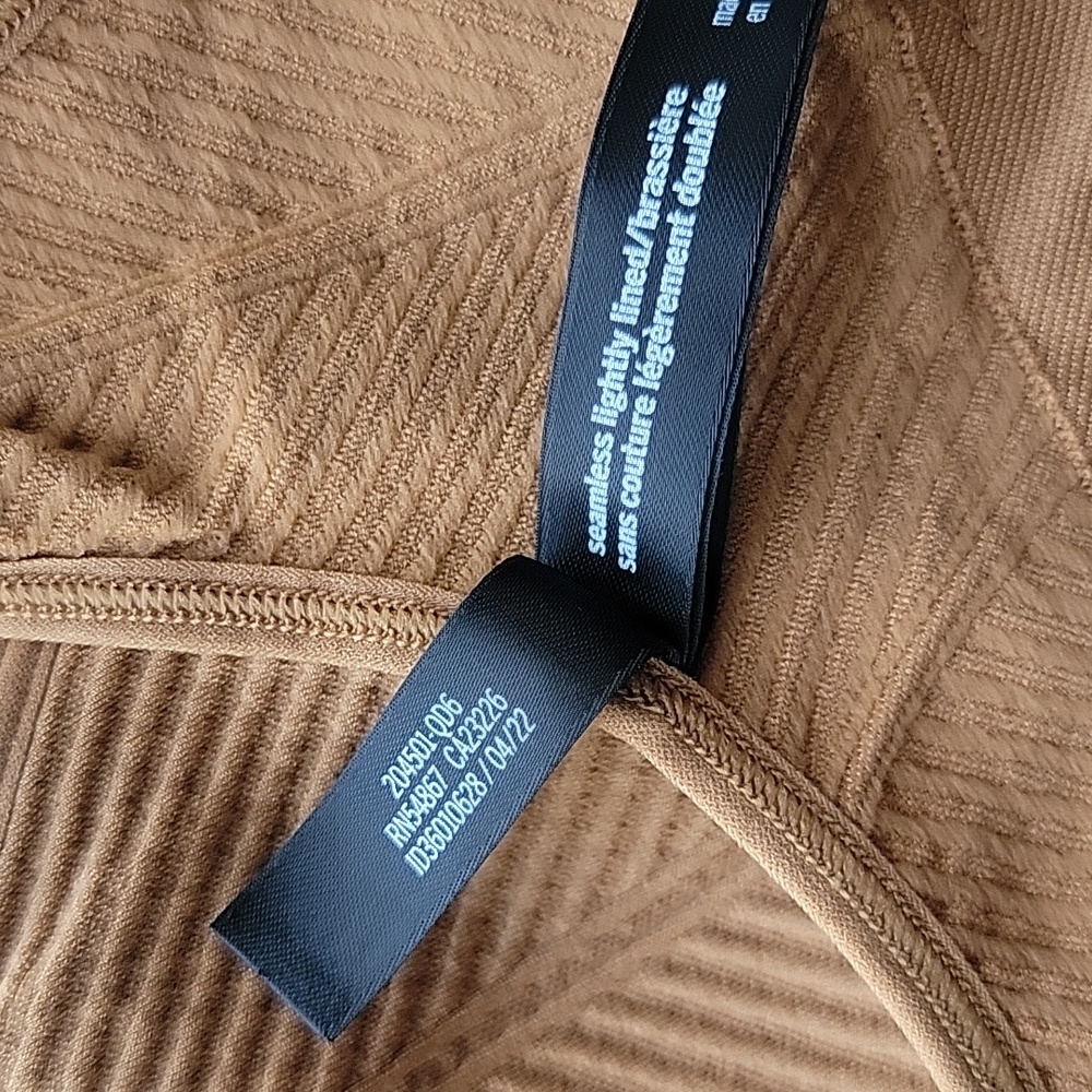 Ribbed Racerback Sports Bra - Picture 8 of 10